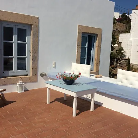 펜션 Chora Villas 1 &2 *